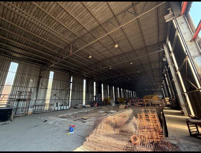 9,900M² INDUSTRIAL YARD FOR SALE IN VULCANIA